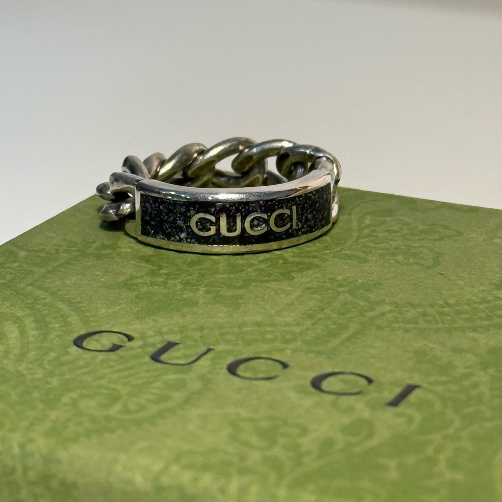 Gucci Silver and Black Chain Link Ring